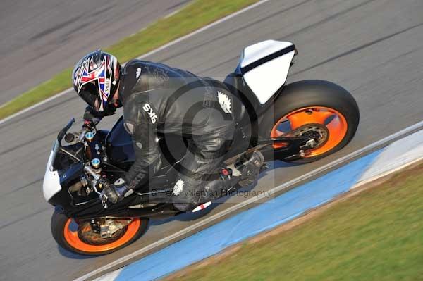 Motorcycle action photographs;donington;donington park leicestershire;donington photographs;event digital images;eventdigitalimages;no limits trackday;peter wileman photography;trackday;trackday digital images;trackday photos