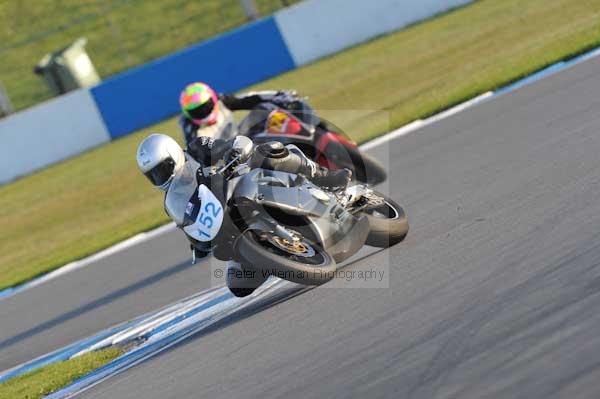 Motorcycle action photographs;donington;donington park leicestershire;donington photographs;event digital images;eventdigitalimages;no limits trackday;peter wileman photography;trackday;trackday digital images;trackday photos