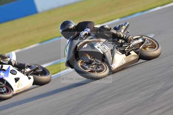 Motorcycle action photographs;donington;donington park leicestershire;donington photographs;event digital images;eventdigitalimages;no limits trackday;peter wileman photography;trackday;trackday digital images;trackday photos
