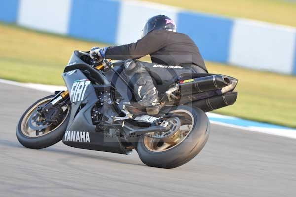 Motorcycle action photographs;donington;donington park leicestershire;donington photographs;event digital images;eventdigitalimages;no limits trackday;peter wileman photography;trackday;trackday digital images;trackday photos