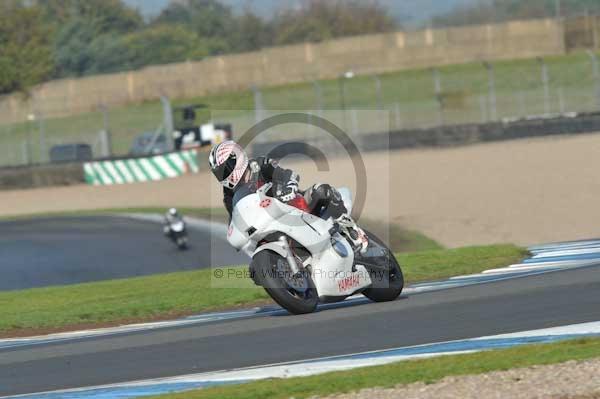 Motorcycle action photographs;donington;donington park leicestershire;donington photographs;event digital images;eventdigitalimages;no limits trackday;peter wileman photography;trackday;trackday digital images;trackday photos