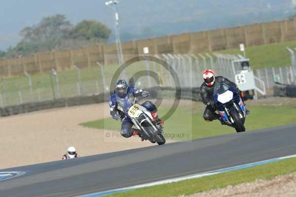 Motorcycle action photographs;donington;donington park leicestershire;donington photographs;event digital images;eventdigitalimages;no limits trackday;peter wileman photography;trackday;trackday digital images;trackday photos
