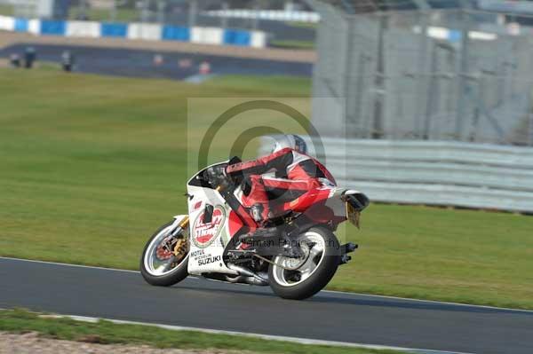 Motorcycle action photographs;donington;donington park leicestershire;donington photographs;event digital images;eventdigitalimages;no limits trackday;peter wileman photography;trackday;trackday digital images;trackday photos