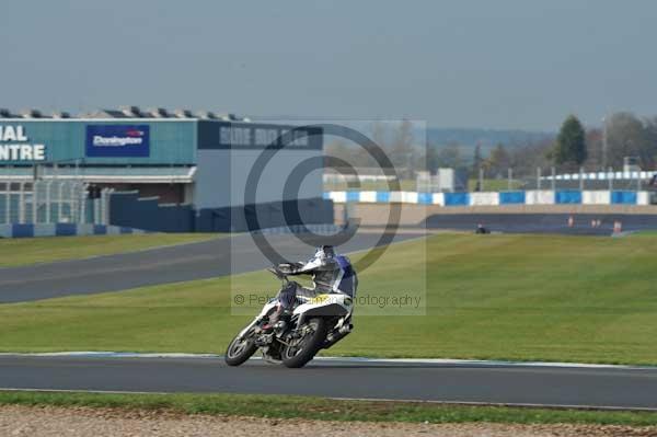 Motorcycle action photographs;donington;donington park leicestershire;donington photographs;event digital images;eventdigitalimages;no limits trackday;peter wileman photography;trackday;trackday digital images;trackday photos