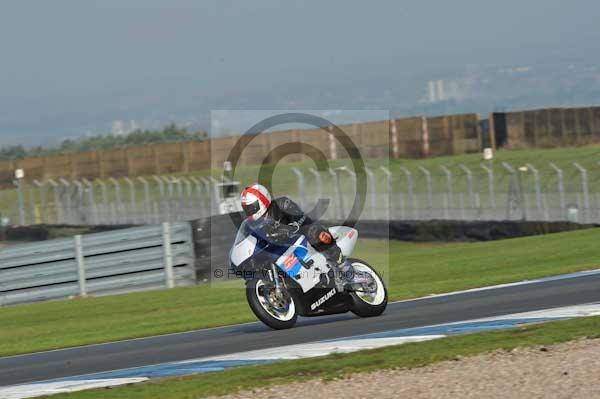 Motorcycle action photographs;donington;donington park leicestershire;donington photographs;event digital images;eventdigitalimages;no limits trackday;peter wileman photography;trackday;trackday digital images;trackday photos