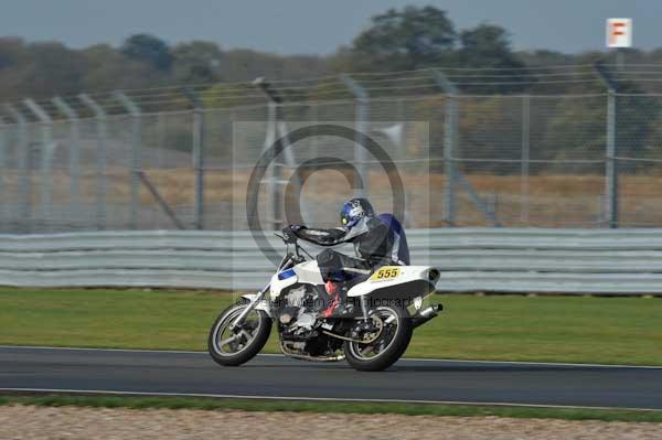Motorcycle action photographs;donington;donington park leicestershire;donington photographs;event digital images;eventdigitalimages;no limits trackday;peter wileman photography;trackday;trackday digital images;trackday photos
