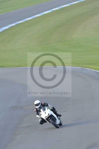 Motorcycle action photographs;donington;donington park leicestershire;donington photographs;event digital images;eventdigitalimages;no limits trackday;peter wileman photography;trackday;trackday digital images;trackday photos