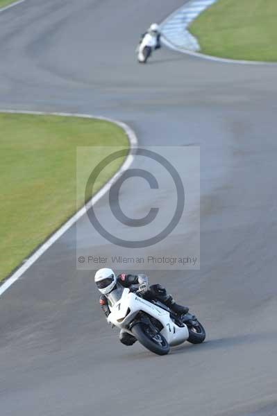 Motorcycle action photographs;donington;donington park leicestershire;donington photographs;event digital images;eventdigitalimages;no limits trackday;peter wileman photography;trackday;trackday digital images;trackday photos