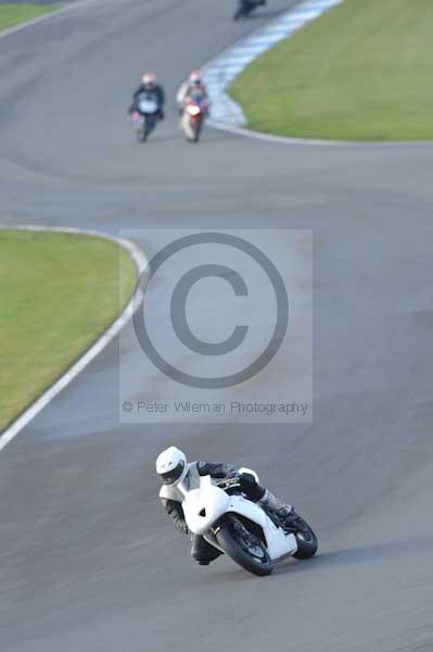 Motorcycle action photographs;donington;donington park leicestershire;donington photographs;event digital images;eventdigitalimages;no limits trackday;peter wileman photography;trackday;trackday digital images;trackday photos
