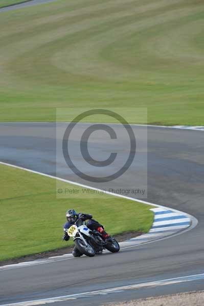 Motorcycle action photographs;donington;donington park leicestershire;donington photographs;event digital images;eventdigitalimages;no limits trackday;peter wileman photography;trackday;trackday digital images;trackday photos