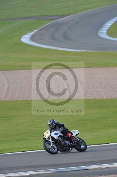 Motorcycle action photographs;donington;donington park leicestershire;donington photographs;event digital images;eventdigitalimages;no limits trackday;peter wileman photography;trackday;trackday digital images;trackday photos