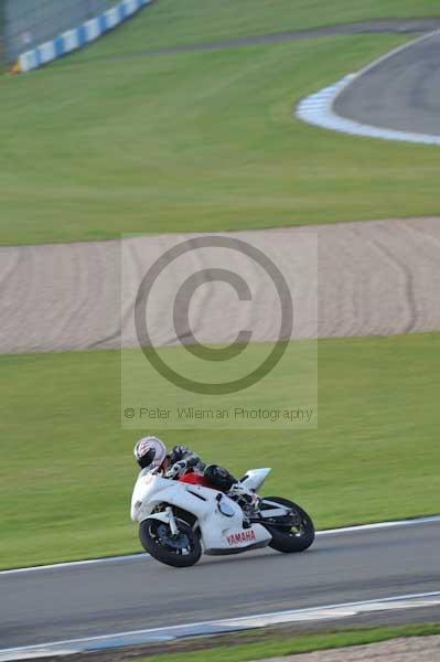 Motorcycle action photographs;donington;donington park leicestershire;donington photographs;event digital images;eventdigitalimages;no limits trackday;peter wileman photography;trackday;trackday digital images;trackday photos