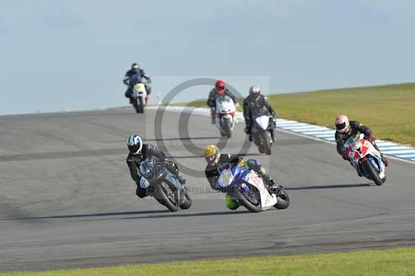 Motorcycle action photographs;donington;donington park leicestershire;donington photographs;event digital images;eventdigitalimages;no limits trackday;peter wileman photography;trackday;trackday digital images;trackday photos