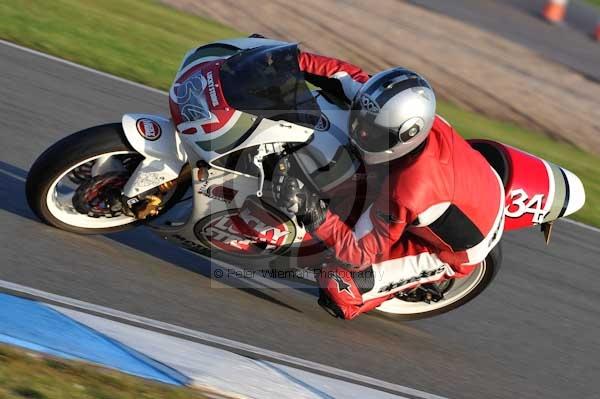 Motorcycle action photographs;donington;donington park leicestershire;donington photographs;event digital images;eventdigitalimages;no limits trackday;peter wileman photography;trackday;trackday digital images;trackday photos