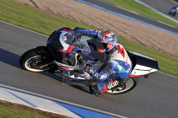 Motorcycle action photographs;donington;donington park leicestershire;donington photographs;event digital images;eventdigitalimages;no limits trackday;peter wileman photography;trackday;trackday digital images;trackday photos