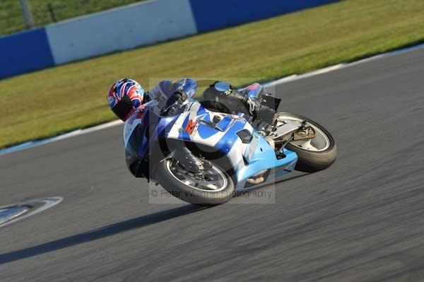 Motorcycle action photographs;donington;donington park leicestershire;donington photographs;event digital images;eventdigitalimages;no limits trackday;peter wileman photography;trackday;trackday digital images;trackday photos