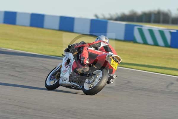 Motorcycle action photographs;donington;donington park leicestershire;donington photographs;event digital images;eventdigitalimages;no limits trackday;peter wileman photography;trackday;trackday digital images;trackday photos