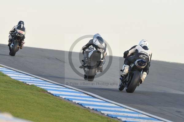 Motorcycle action photographs;donington;donington park leicestershire;donington photographs;event digital images;eventdigitalimages;no limits trackday;peter wileman photography;trackday;trackday digital images;trackday photos