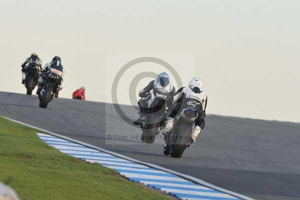 Motorcycle action photographs;donington;donington park leicestershire;donington photographs;event digital images;eventdigitalimages;no limits trackday;peter wileman photography;trackday;trackday digital images;trackday photos