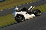 Motorcycle-action-photographs;donington;donington-park-leicestershire;donington-photographs;event-digital-images;eventdigitalimages;no-limits-trackday;peter-wileman-photography;trackday;trackday-digital-images;trackday-photos