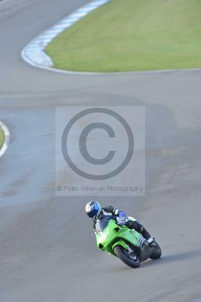 Motorcycle action photographs;donington;donington park leicestershire;donington photographs;event digital images;eventdigitalimages;no limits trackday;peter wileman photography;trackday;trackday digital images;trackday photos