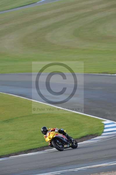 Motorcycle action photographs;donington;donington park leicestershire;donington photographs;event digital images;eventdigitalimages;no limits trackday;peter wileman photography;trackday;trackday digital images;trackday photos