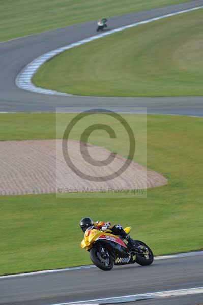 Motorcycle action photographs;donington;donington park leicestershire;donington photographs;event digital images;eventdigitalimages;no limits trackday;peter wileman photography;trackday;trackday digital images;trackday photos