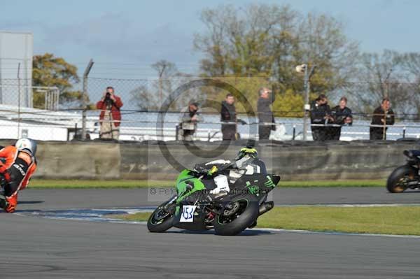 Motorcycle action photographs;donington;donington park leicestershire;donington photographs;event digital images;eventdigitalimages;no limits trackday;peter wileman photography;trackday;trackday digital images;trackday photos