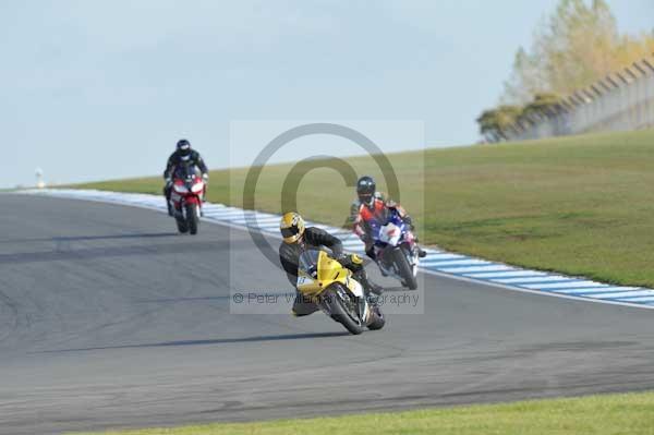 Motorcycle action photographs;donington;donington park leicestershire;donington photographs;event digital images;eventdigitalimages;no limits trackday;peter wileman photography;trackday;trackday digital images;trackday photos
