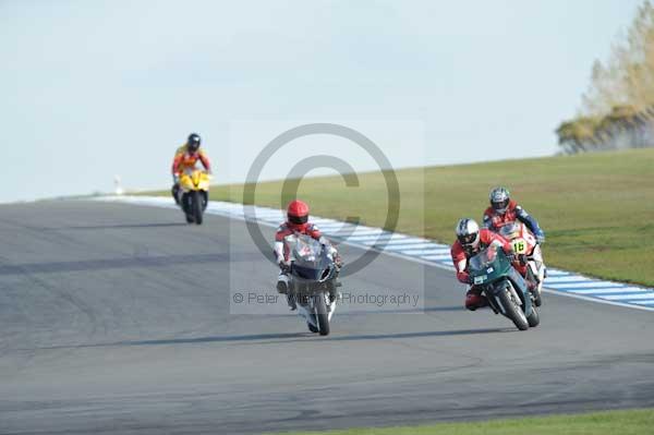 Motorcycle action photographs;donington;donington park leicestershire;donington photographs;event digital images;eventdigitalimages;no limits trackday;peter wileman photography;trackday;trackday digital images;trackday photos