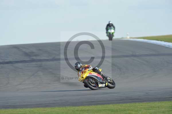 Motorcycle action photographs;donington;donington park leicestershire;donington photographs;event digital images;eventdigitalimages;no limits trackday;peter wileman photography;trackday;trackday digital images;trackday photos