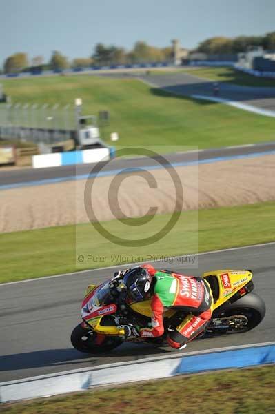 Motorcycle action photographs;donington;donington park leicestershire;donington photographs;event digital images;eventdigitalimages;no limits trackday;peter wileman photography;trackday;trackday digital images;trackday photos