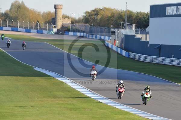 Motorcycle action photographs;donington;donington park leicestershire;donington photographs;event digital images;eventdigitalimages;no limits trackday;peter wileman photography;trackday;trackday digital images;trackday photos