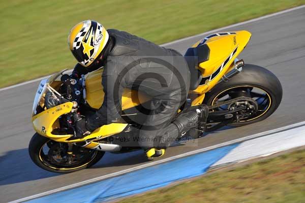 Motorcycle action photographs;donington;donington park leicestershire;donington photographs;event digital images;eventdigitalimages;no limits trackday;peter wileman photography;trackday;trackday digital images;trackday photos