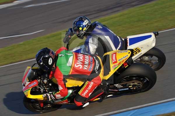 Motorcycle action photographs;donington;donington park leicestershire;donington photographs;event digital images;eventdigitalimages;no limits trackday;peter wileman photography;trackday;trackday digital images;trackday photos