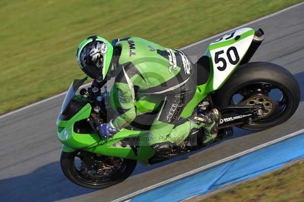 Motorcycle action photographs;donington;donington park leicestershire;donington photographs;event digital images;eventdigitalimages;no limits trackday;peter wileman photography;trackday;trackday digital images;trackday photos