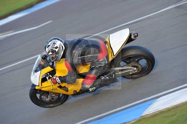 Motorcycle action photographs;donington;donington park leicestershire;donington photographs;event digital images;eventdigitalimages;no limits trackday;peter wileman photography;trackday;trackday digital images;trackday photos