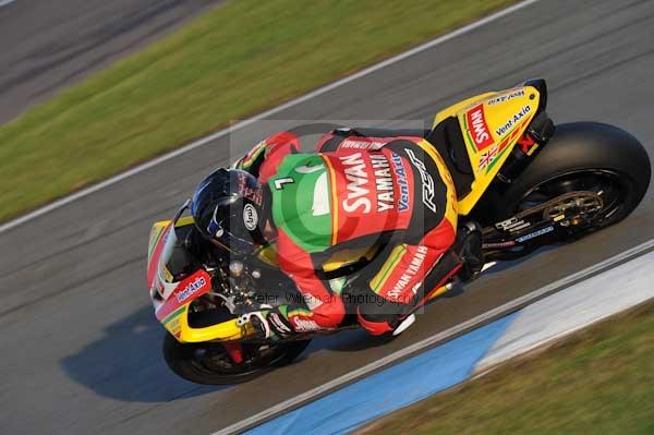 Motorcycle action photographs;donington;donington park leicestershire;donington photographs;event digital images;eventdigitalimages;no limits trackday;peter wileman photography;trackday;trackday digital images;trackday photos