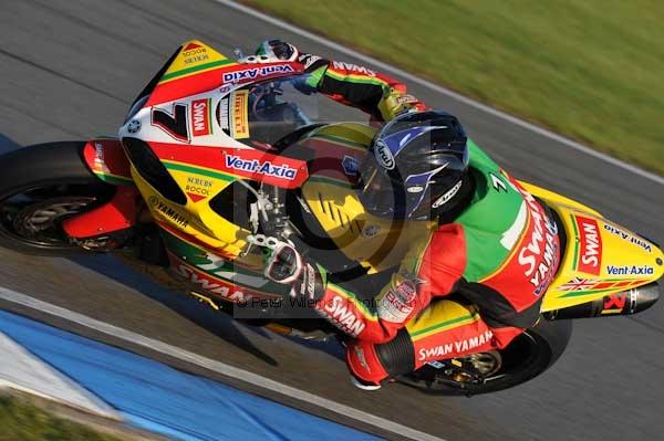Motorcycle action photographs;donington;donington park leicestershire;donington photographs;event digital images;eventdigitalimages;no limits trackday;peter wileman photography;trackday;trackday digital images;trackday photos