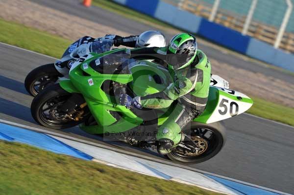 Motorcycle action photographs;donington;donington park leicestershire;donington photographs;event digital images;eventdigitalimages;no limits trackday;peter wileman photography;trackday;trackday digital images;trackday photos
