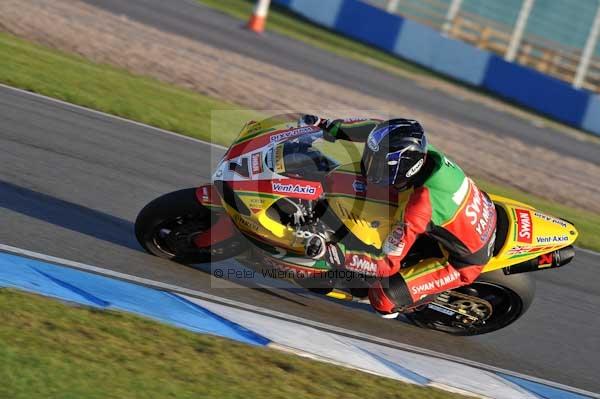 Motorcycle action photographs;donington;donington park leicestershire;donington photographs;event digital images;eventdigitalimages;no limits trackday;peter wileman photography;trackday;trackday digital images;trackday photos