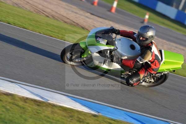 Motorcycle action photographs;donington;donington park leicestershire;donington photographs;event digital images;eventdigitalimages;no limits trackday;peter wileman photography;trackday;trackday digital images;trackday photos