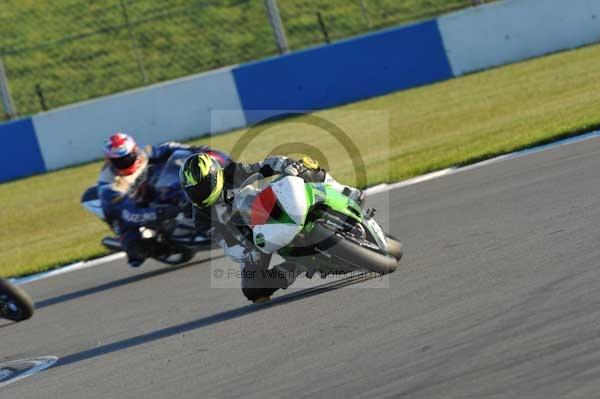 Motorcycle action photographs;donington;donington park leicestershire;donington photographs;event digital images;eventdigitalimages;no limits trackday;peter wileman photography;trackday;trackday digital images;trackday photos
