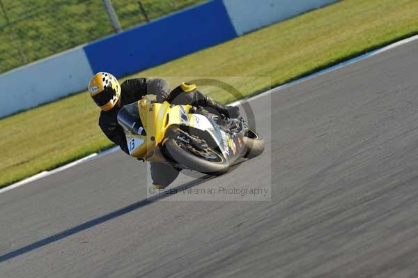 Motorcycle action photographs;donington;donington park leicestershire;donington photographs;event digital images;eventdigitalimages;no limits trackday;peter wileman photography;trackday;trackday digital images;trackday photos