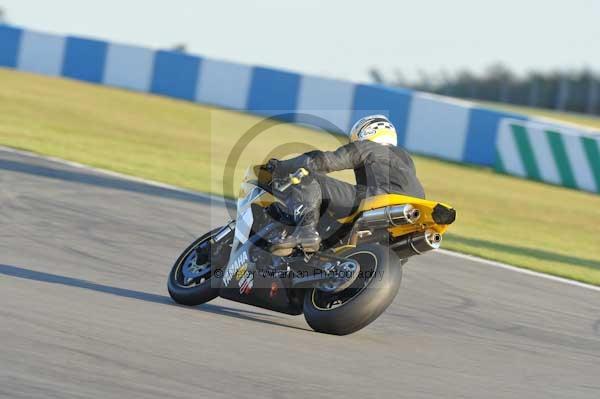 Motorcycle action photographs;donington;donington park leicestershire;donington photographs;event digital images;eventdigitalimages;no limits trackday;peter wileman photography;trackday;trackday digital images;trackday photos