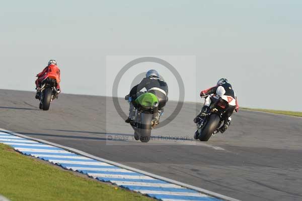 Motorcycle action photographs;donington;donington park leicestershire;donington photographs;event digital images;eventdigitalimages;no limits trackday;peter wileman photography;trackday;trackday digital images;trackday photos