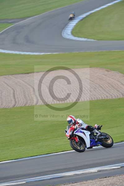 Motorcycle action photographs;donington;donington park leicestershire;donington photographs;event digital images;eventdigitalimages;no limits trackday;peter wileman photography;trackday;trackday digital images;trackday photos