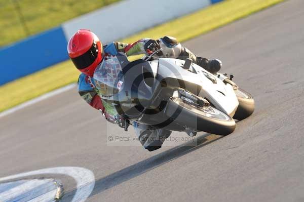 Motorcycle action photographs;donington;donington park leicestershire;donington photographs;event digital images;eventdigitalimages;no limits trackday;peter wileman photography;trackday;trackday digital images;trackday photos