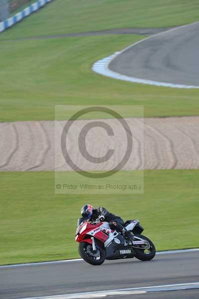 Motorcycle action photographs;donington;donington park leicestershire;donington photographs;event digital images;eventdigitalimages;no limits trackday;peter wileman photography;trackday;trackday digital images;trackday photos