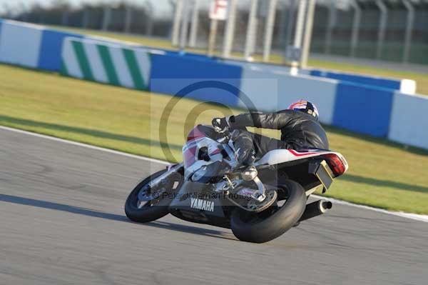 Motorcycle action photographs;donington;donington park leicestershire;donington photographs;event digital images;eventdigitalimages;no limits trackday;peter wileman photography;trackday;trackday digital images;trackday photos